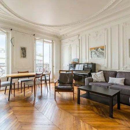 Lejlighed Veeve - Balcony Views To The Eiffel Tower *